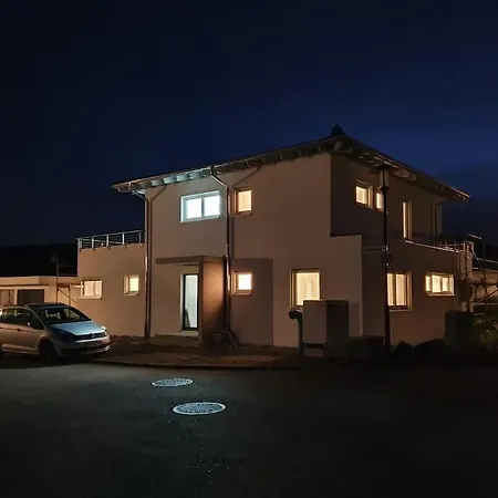 Edle In Neubau Apartamento